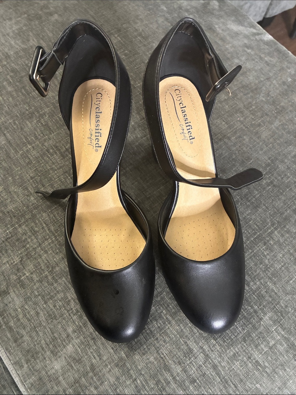 Cityclassified Black Ankle-Strap Closed-Toe Heels